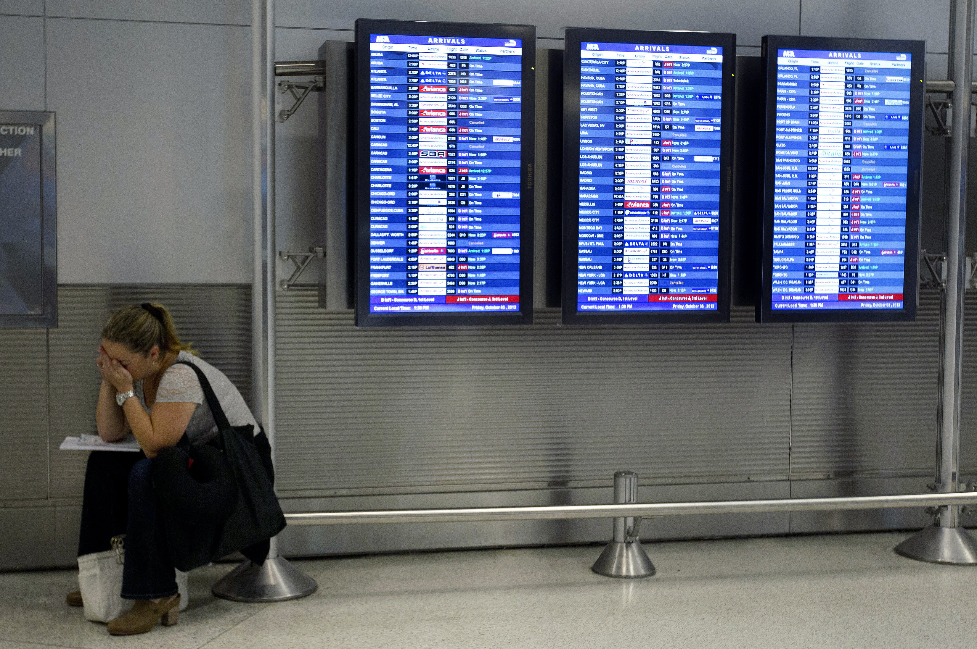 Αποζημίωση έως 600 ευρώ για τους επιβάτες πτήσεων με καθυστέρηση, λέει το Ευρωδικαστήριο